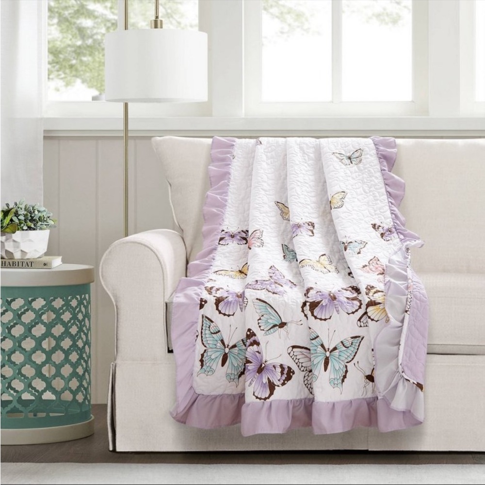 Kids' Flutter Butterfly Throw Blanket Lilac Purple